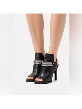 DKNY Black Leather Bina Peep-Toe Slingback Sandal 2/ Metal Hardware Detail-Sz 6